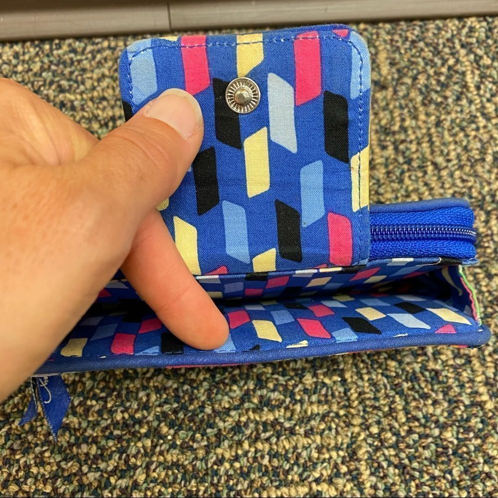 Vera bradley blue geometric pattern pocket wallet‎ bag - Picture 2 of 6